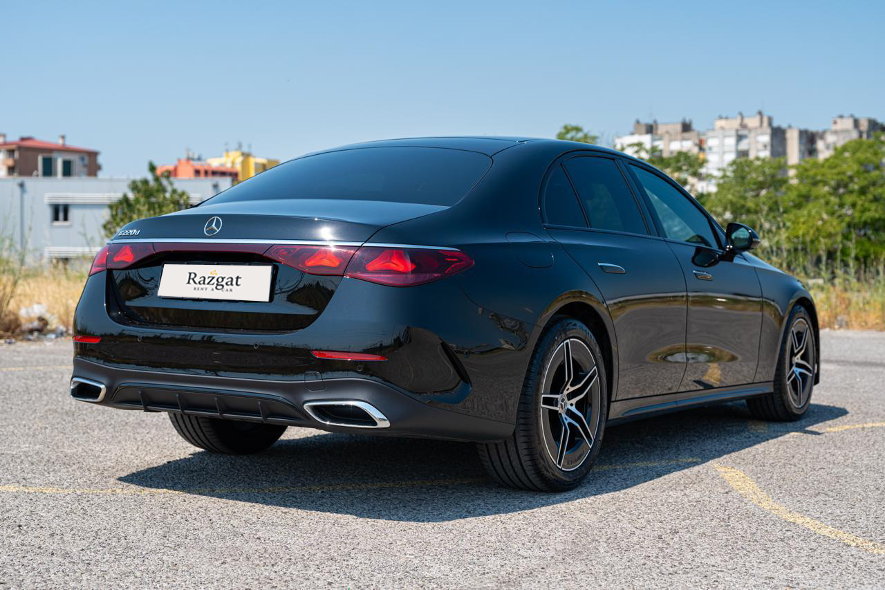 Mercedes E220d — 2/2