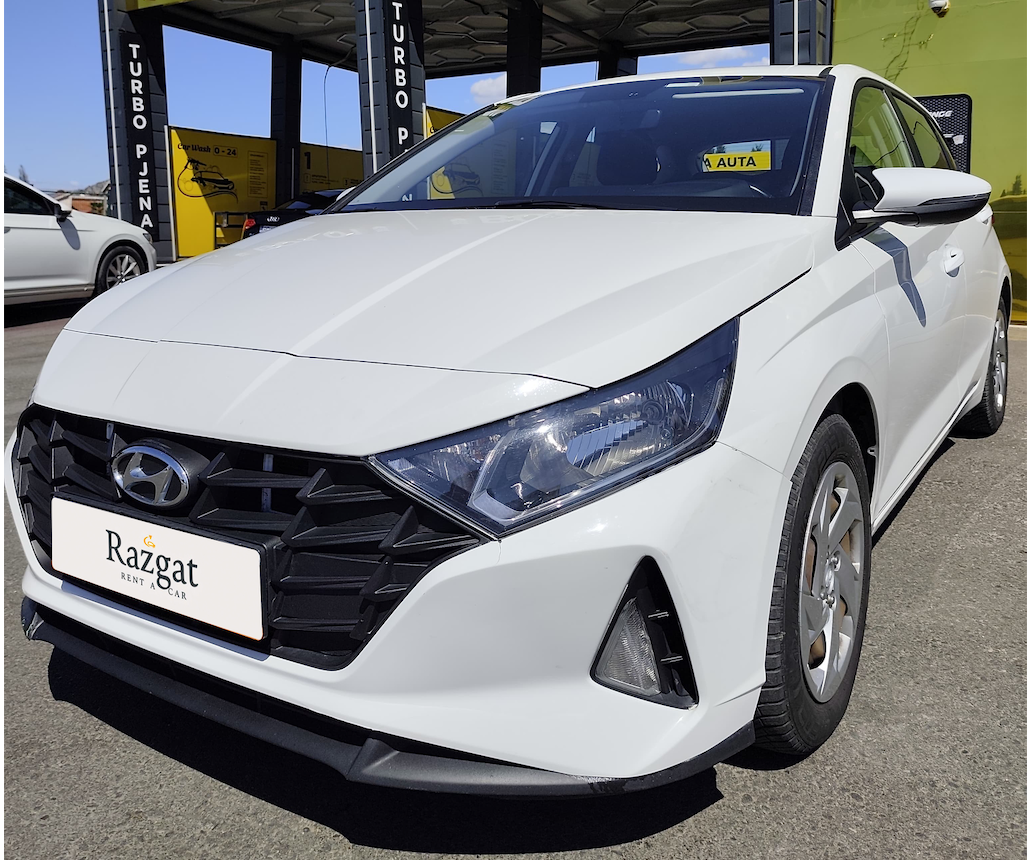 Hyundai İ20 — 1/2